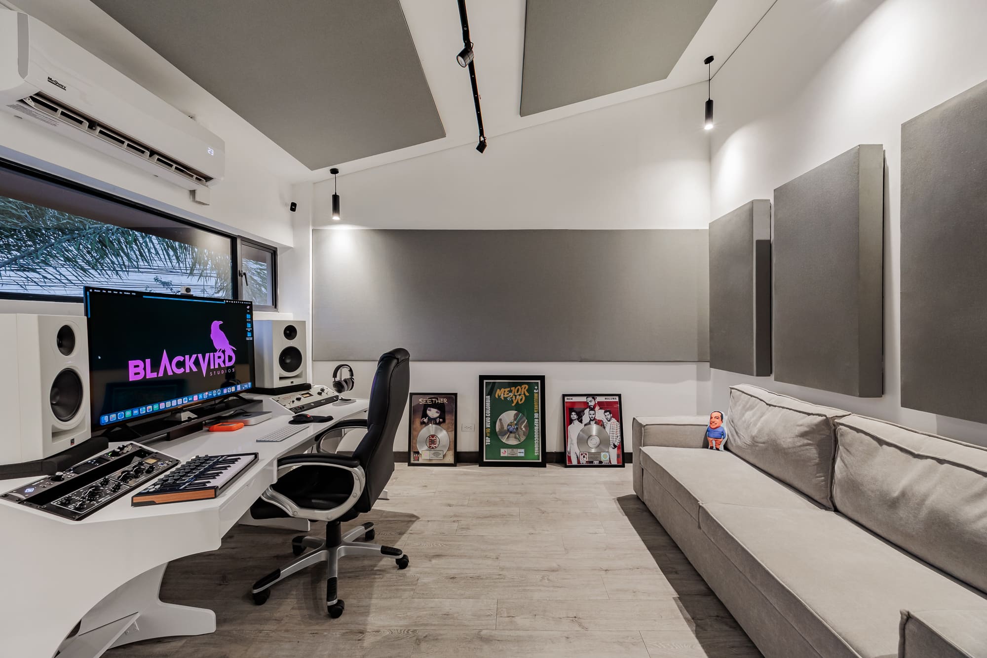 Blackbird Studio 1