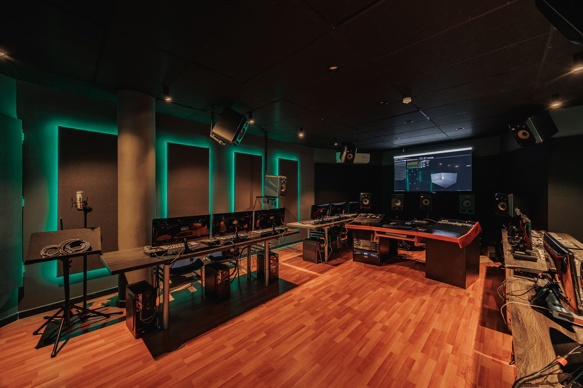 EAS Dolby Atmos 9